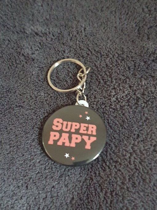 Porte clés Super Papy rouge 